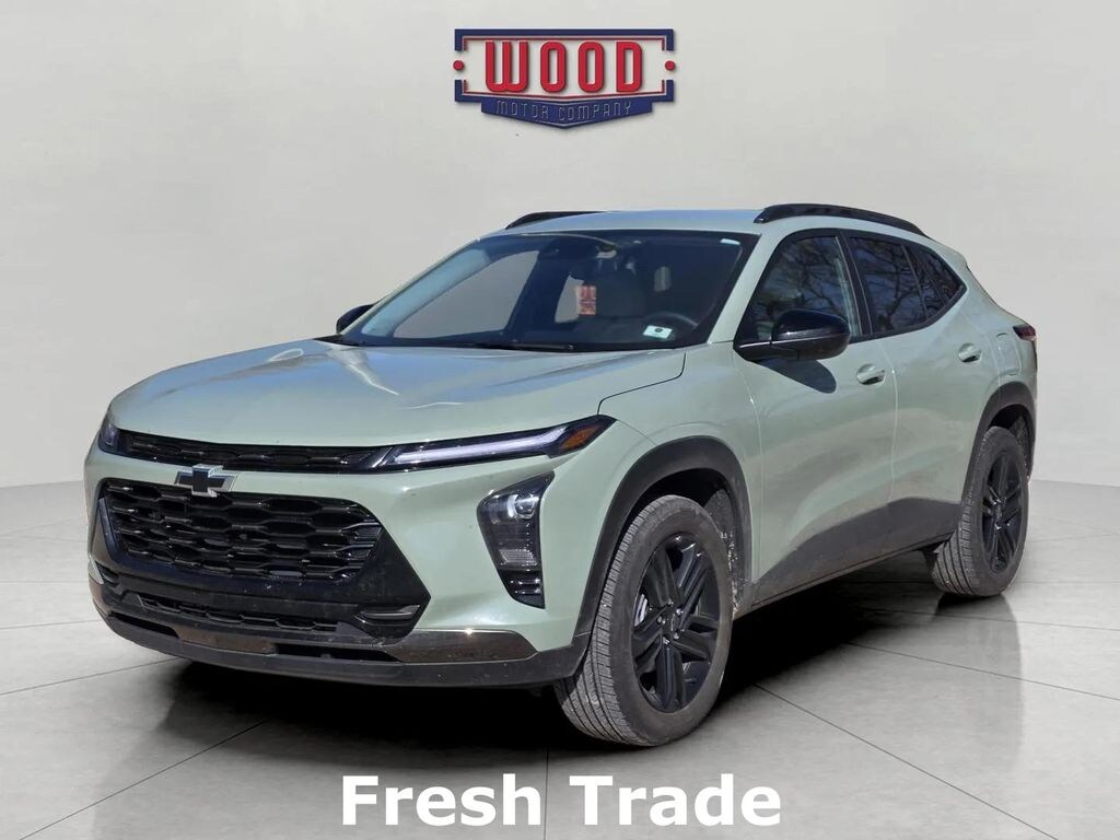 Used 2025 Chevrolet Trax Activ SUV