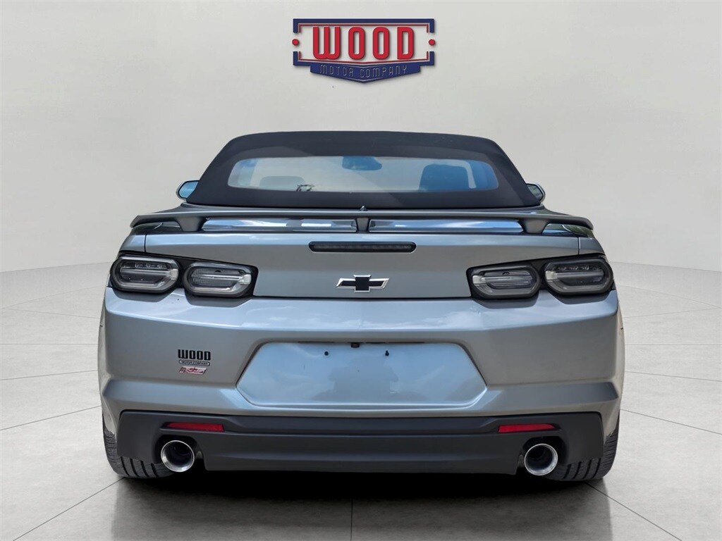 2024 Chevrolet Camaro 2LT photo 3