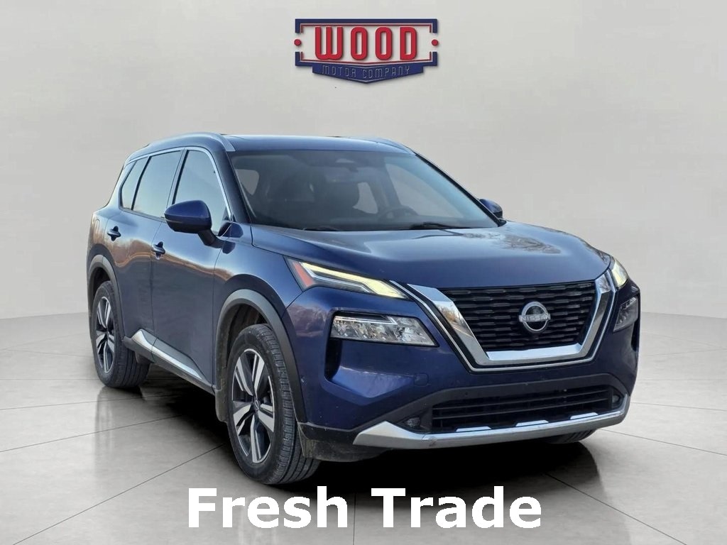 2022 Nissan Rogue Platinum's photo