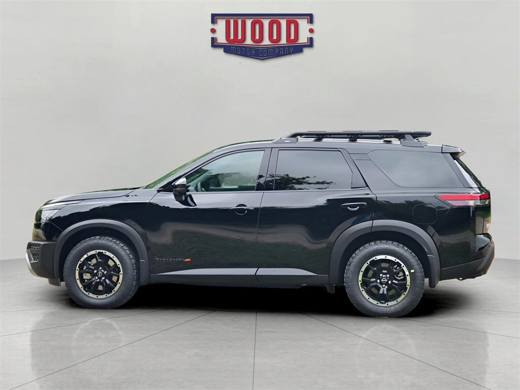 2025 Nissan Pathfinder Rock Creek photo 2