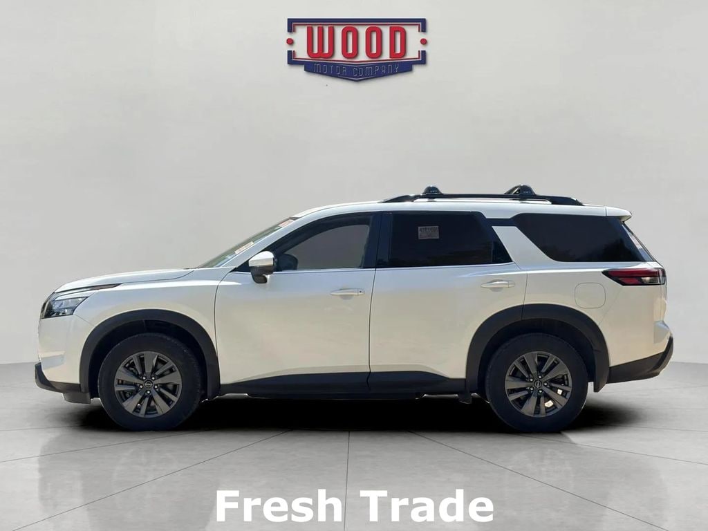 Used 2024 Nissan Pathfinder SV SUV