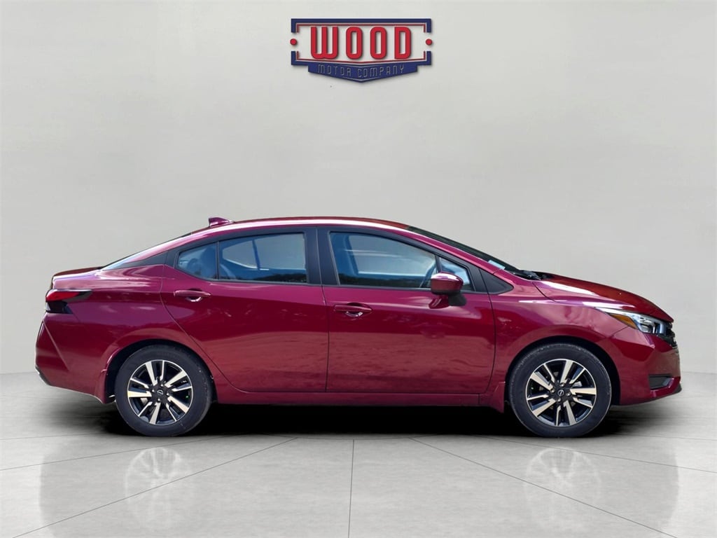 New 2025 Nissan Versa 1.6 SV Sedan