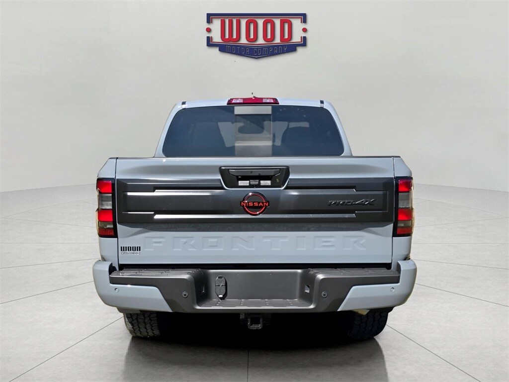 2026 Nissan Frontier PRO-4X photo 3