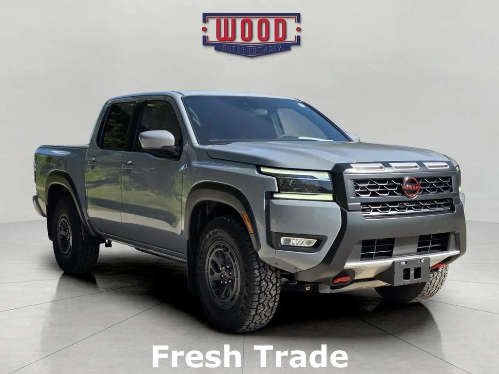 2025 Nissan Frontier PRO-4X Crew Cab 4X4's photo