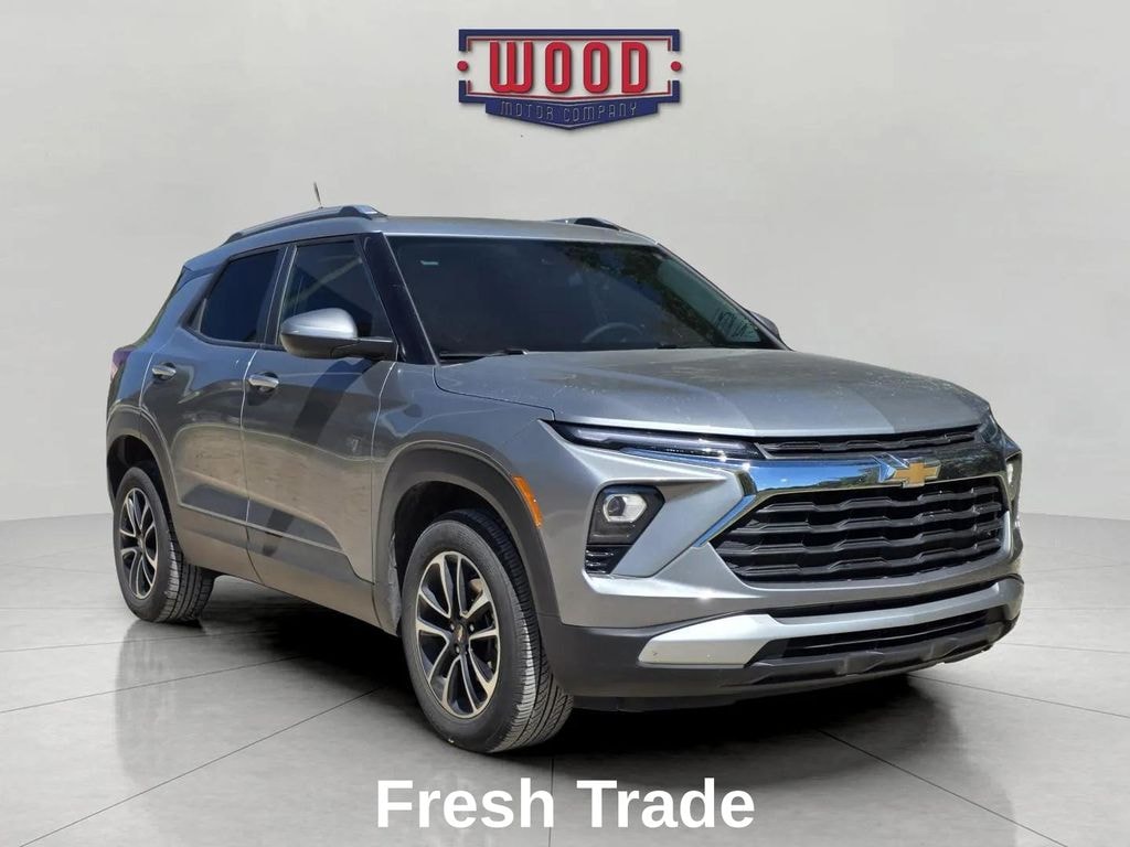 Used 2025 Chevrolet Trailblazer LT SUV