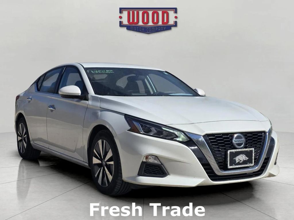 2022 Nissan Altima SV