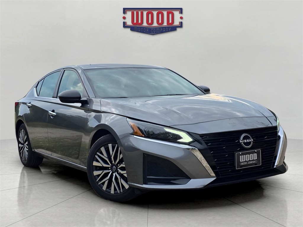 2024 Nissan Altima SV