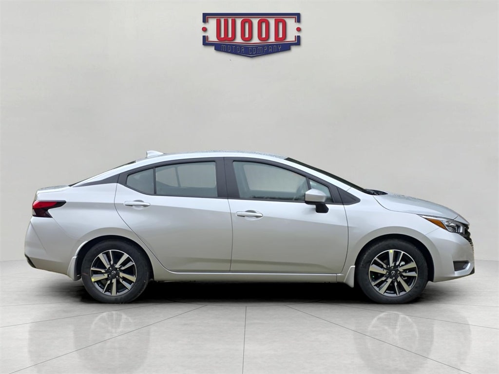 New 2025 Nissan Versa 1.6 SV Sedan