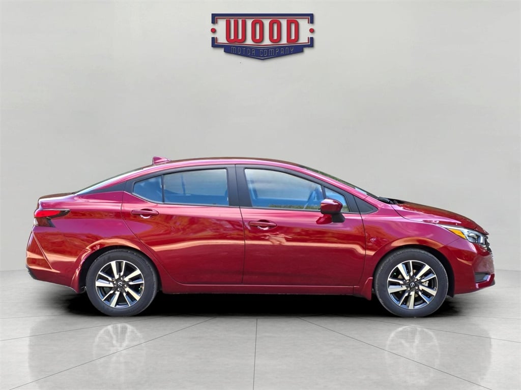 New 2025 Nissan Versa 1.6 SV Sedan