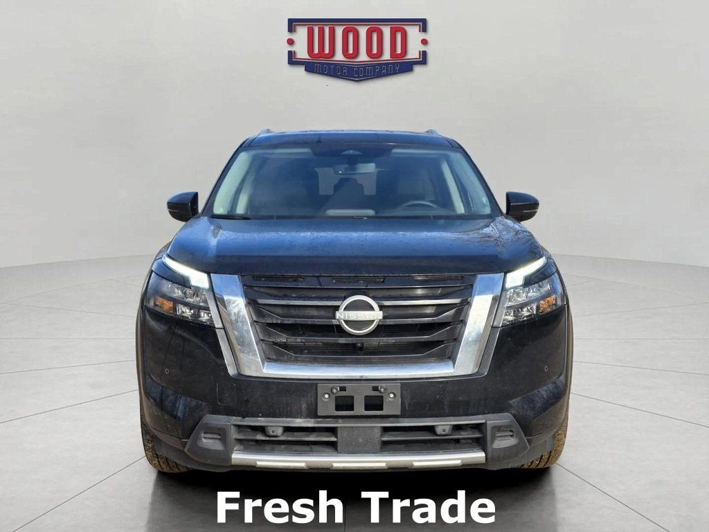 Used 2025 Nissan Pathfinder SL SUV
