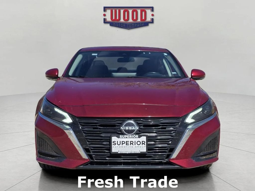 Used 2024 Nissan Altima 2.5 SL Sedan