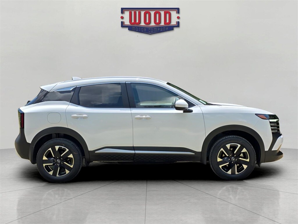 2025 Nissan Kicks SV photo 2