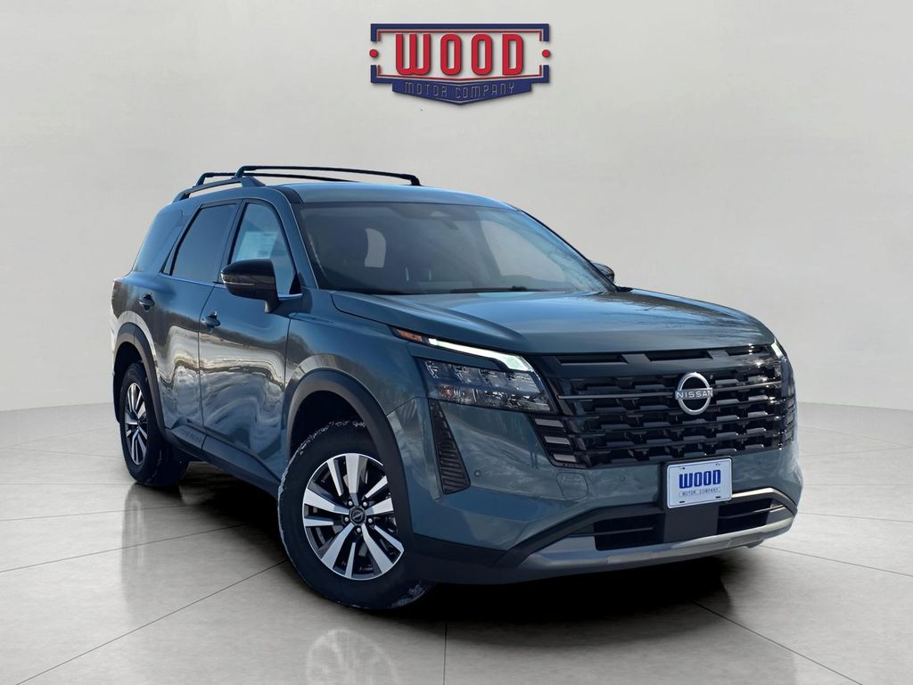 2026 Nissan Pathfinder SL 4WD's photo