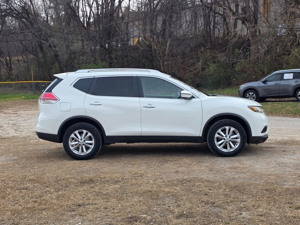 Used 2016 Nissan Rogue SV SUV