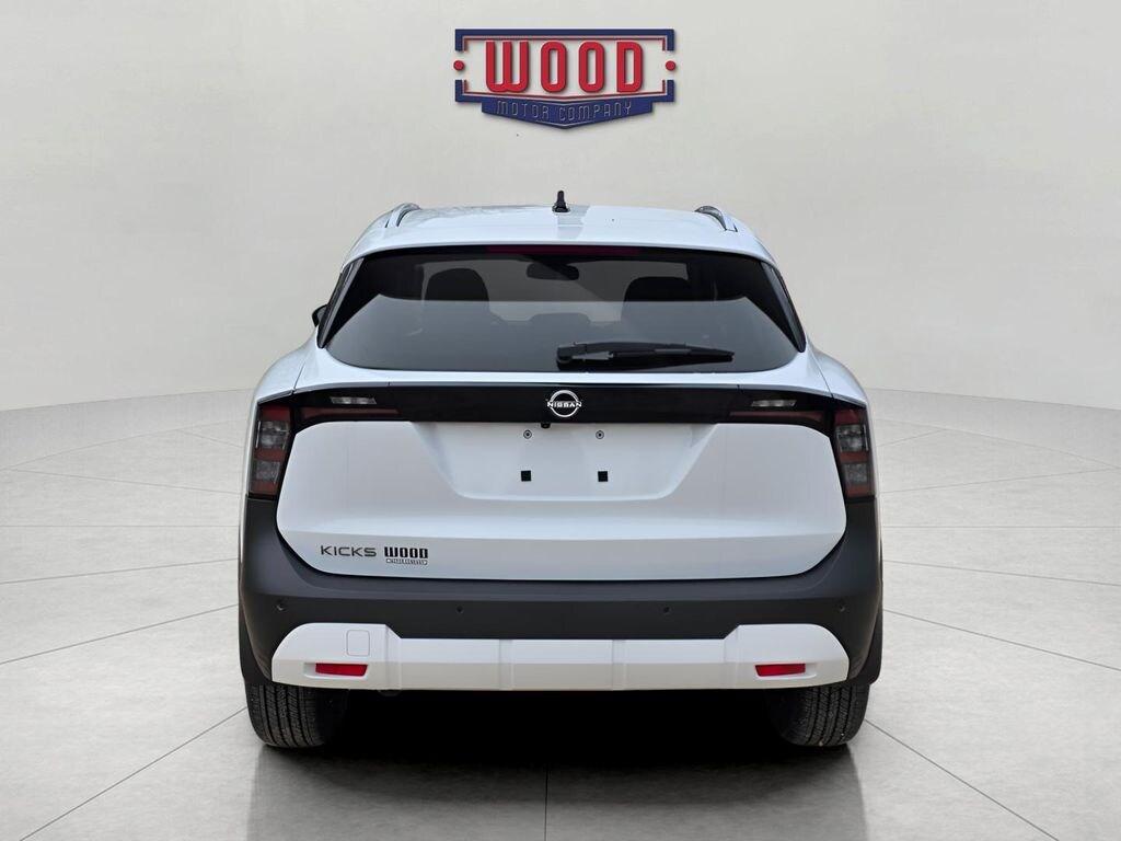 New 2026 Nissan Kicks SV SUV