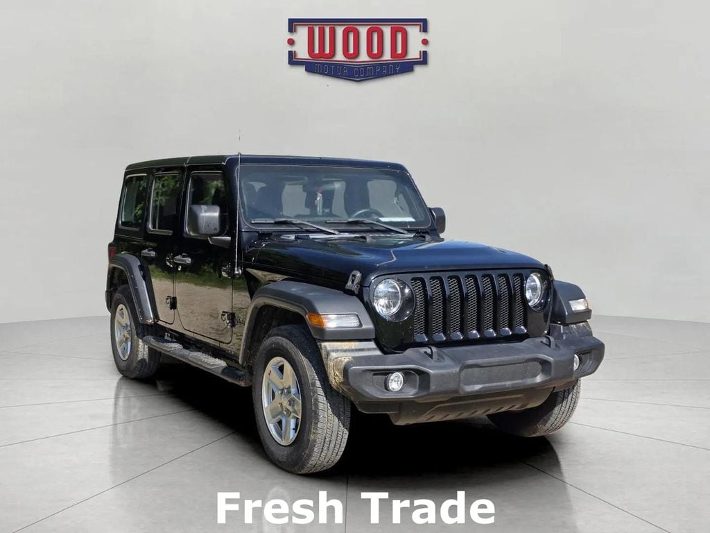 2022 Jeep Wrangler Sport's photo