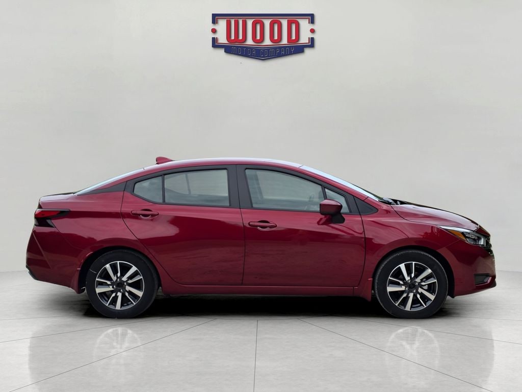 New 2025 Nissan Versa 1.6 SV Sedan