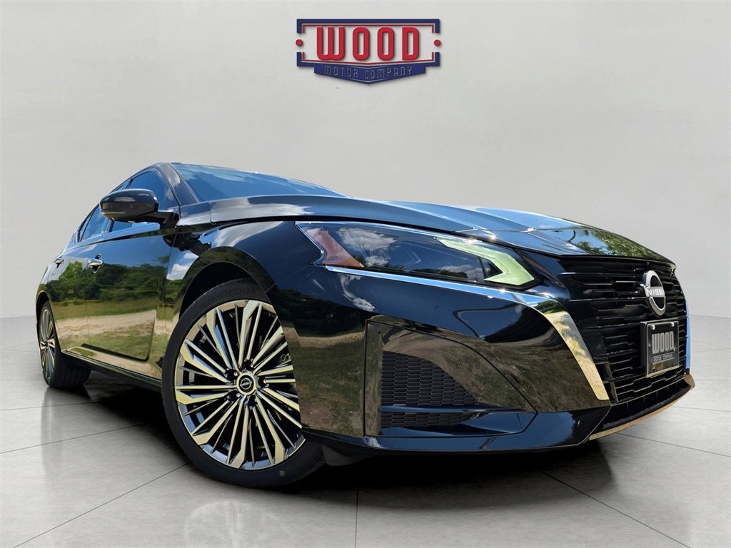 2025 Nissan Altima SL