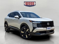 2025 Nissan Kicks SR SUV