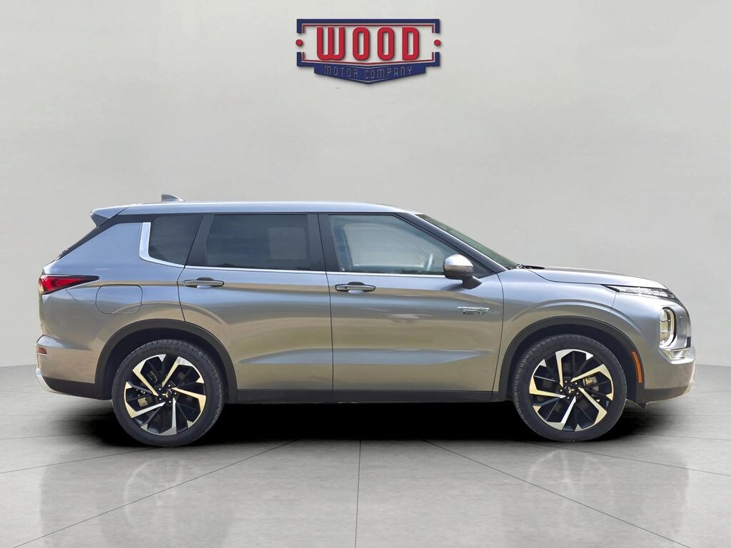 Used 2023 Mitsubishi Outlander Phev SE SUV