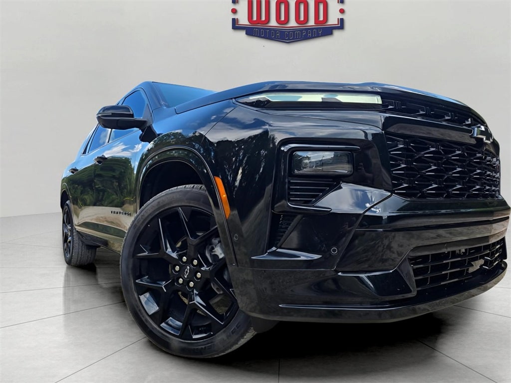 Used 2024 Chevrolet Traverse RS SUV