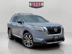 2025 Nissan Pathfinder Platinum SUV