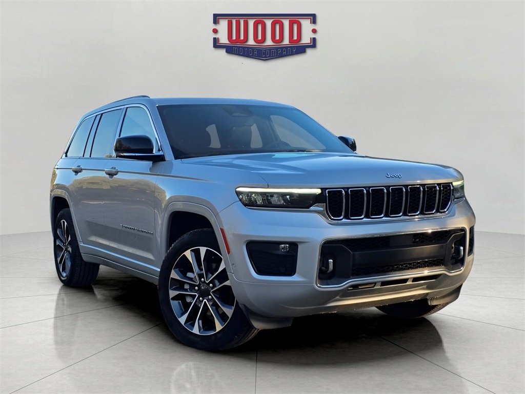 2024 Jeep Grand Cherokee Overland's photo