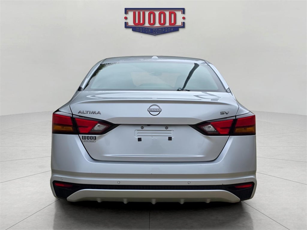Used 2024 Nissan Altima 2.5 SV Sedan