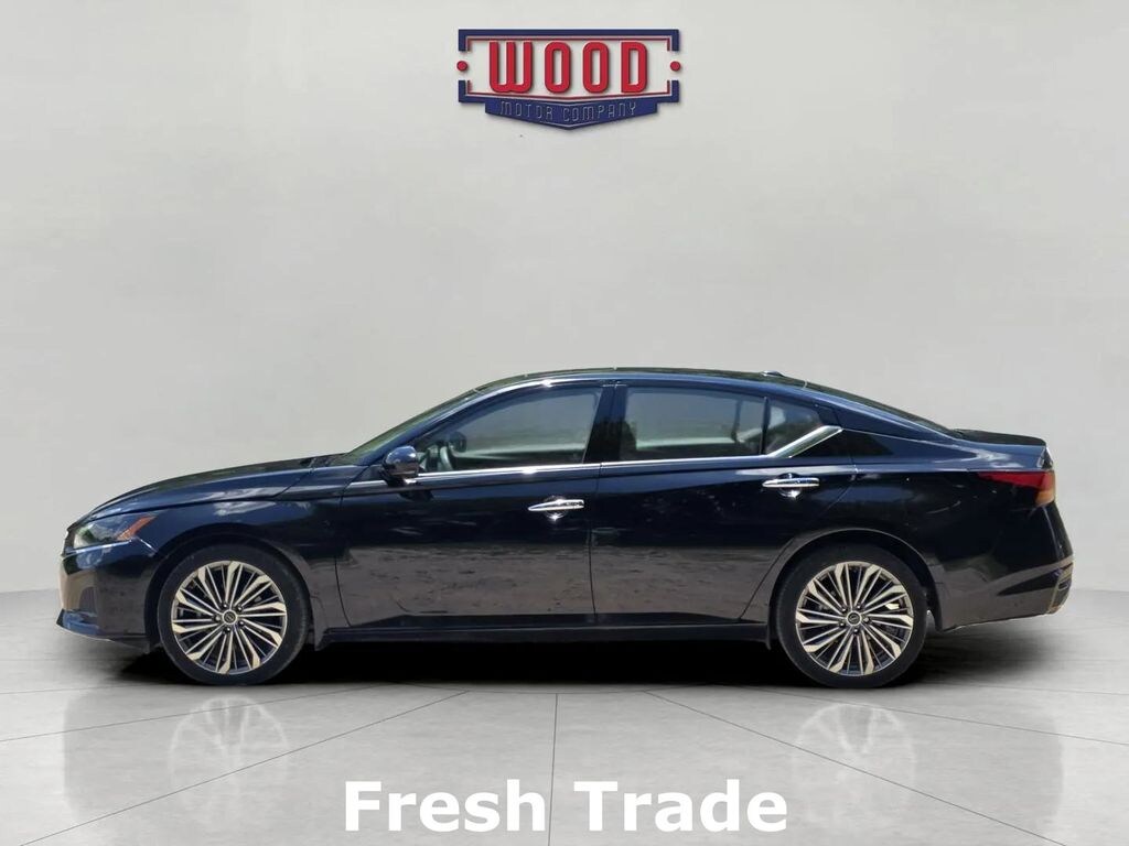 Used 2024 Nissan Altima 2.5 SL Sedan