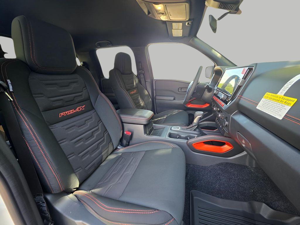 2026 Nissan Frontier PRO-4X - Photo 11