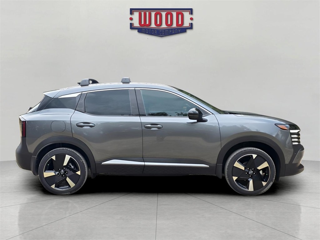 New 2026 Nissan Kicks SR SUV