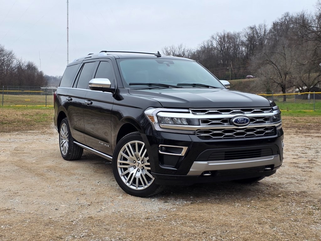 2023 Ford Expedition Platinum's photo
