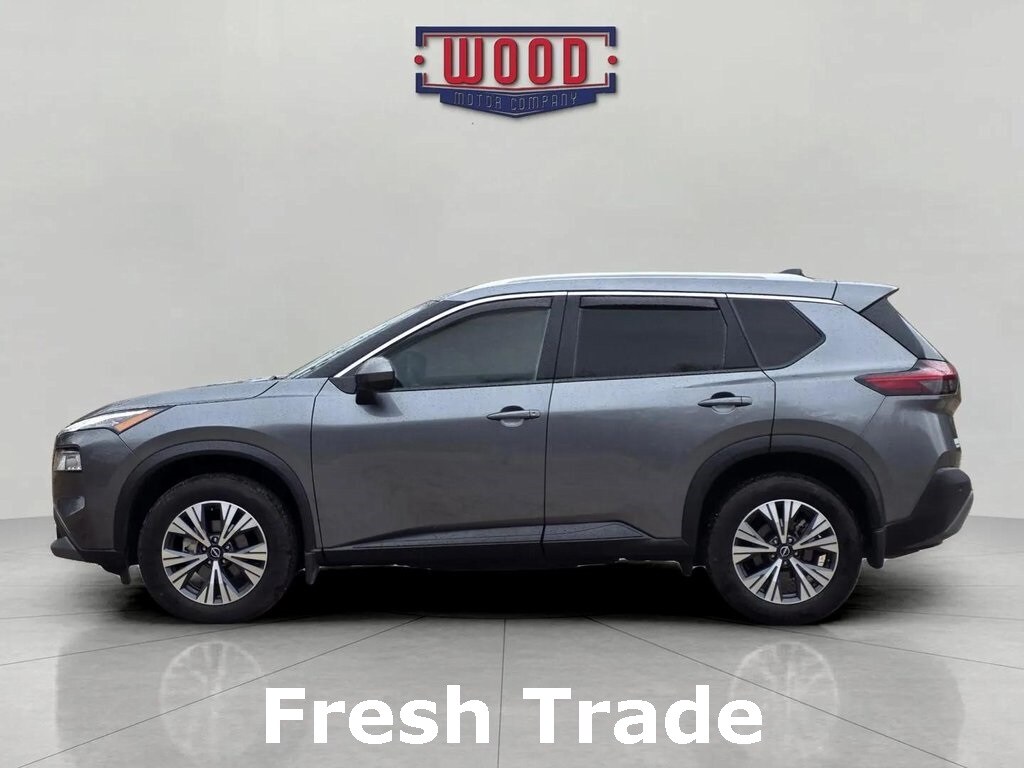 2023 Nissan Rogue SV photo 3