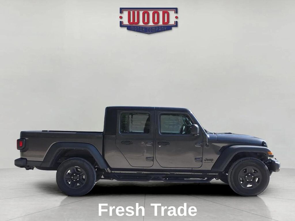 Used 2023 Jeep Gladiator Sport Truck