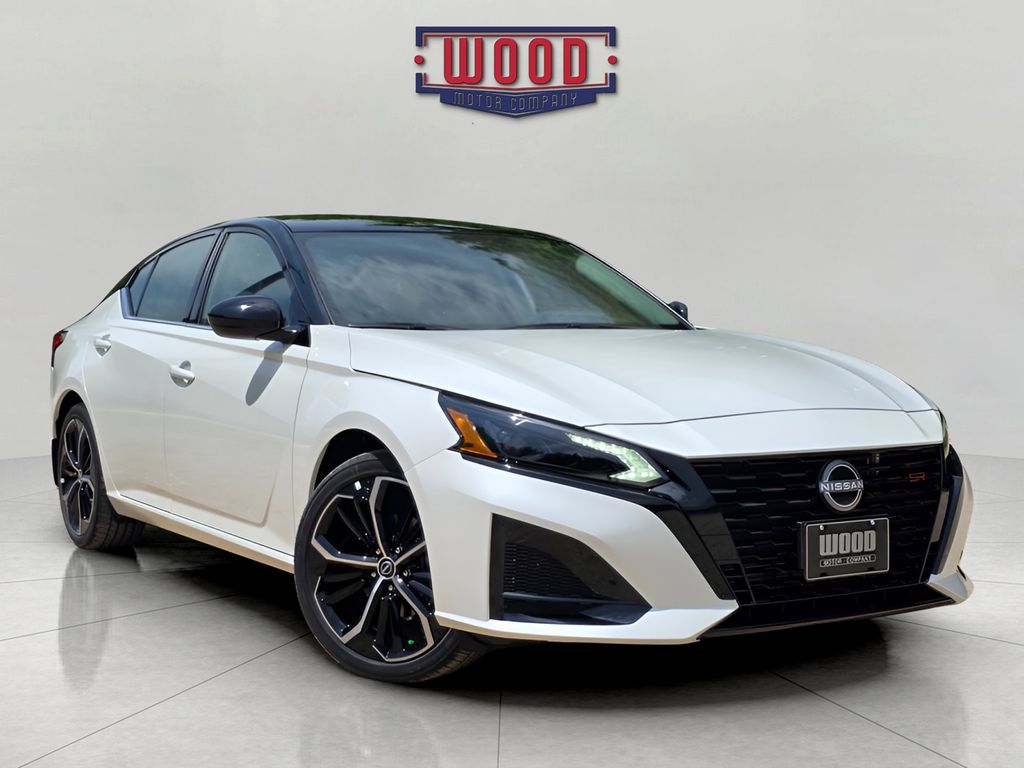 2026 Nissan Altima 2.5 SR's photo