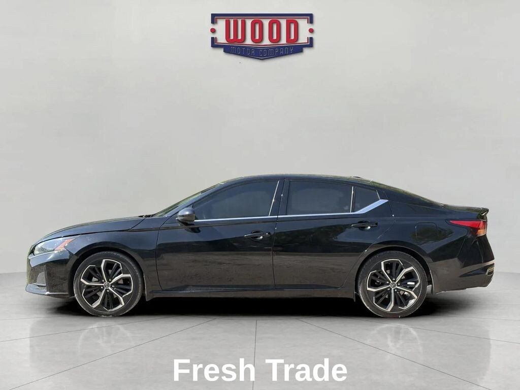 Used 2023 Nissan Altima 2.5 SR Sedan