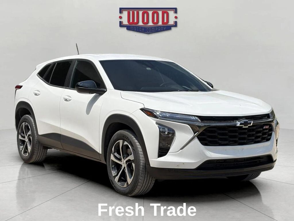 Used 2025 Chevrolet Trax 1RS SUV
