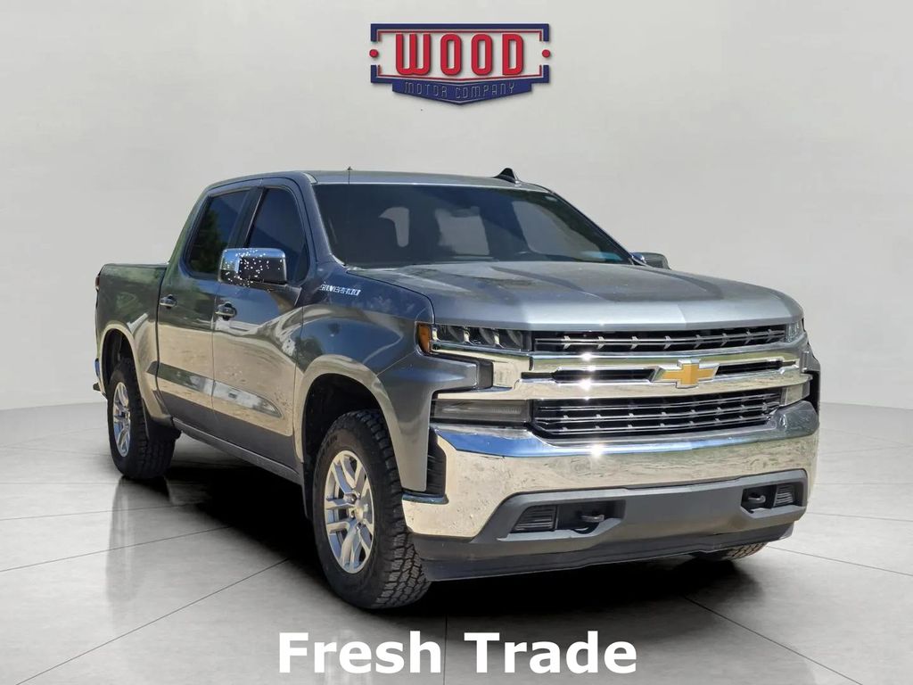 2019 Chevrolet Silverado 1500 LT 4X4 Crew Cab Short Box's photo