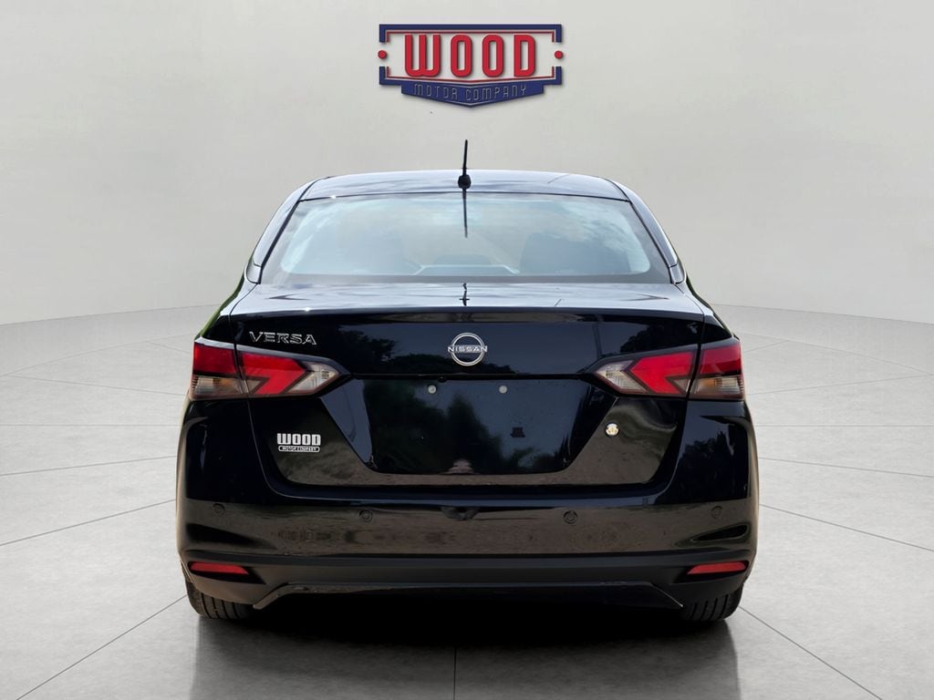 New 2025 Nissan Versa 1.6 S Sedan