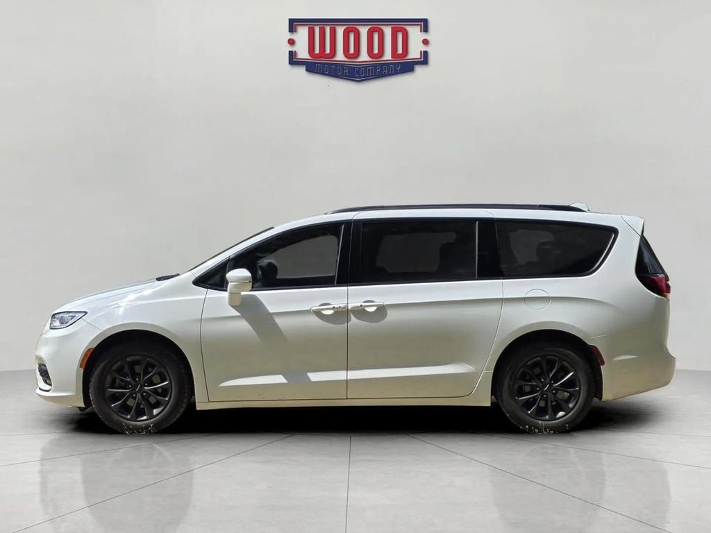 Used 2021 Chrysler Pacifica Touring L Minivan/Van