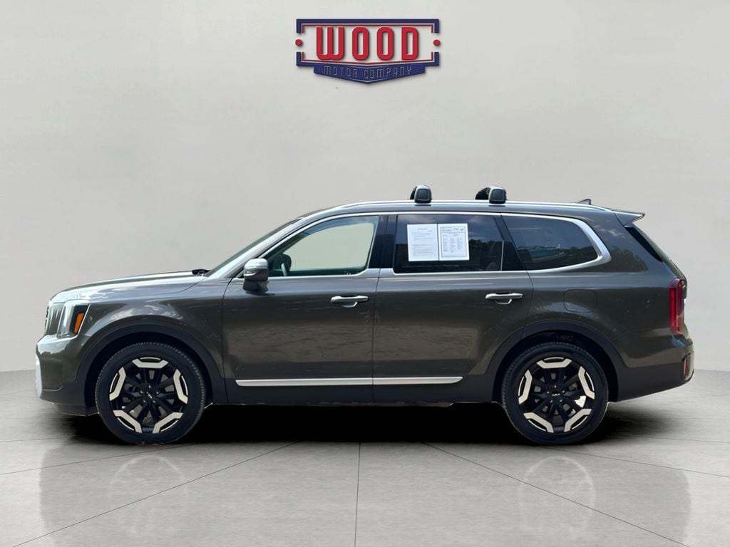 Used 2025 Kia Telluride S SUV