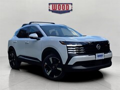 2025 Nissan Kicks SR SUV