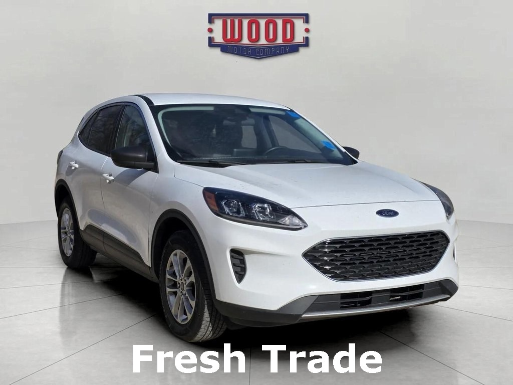 2022 Ford Escape SE's photo