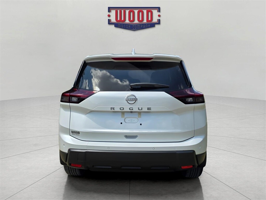 2026 Nissan Rogue SV photo 2