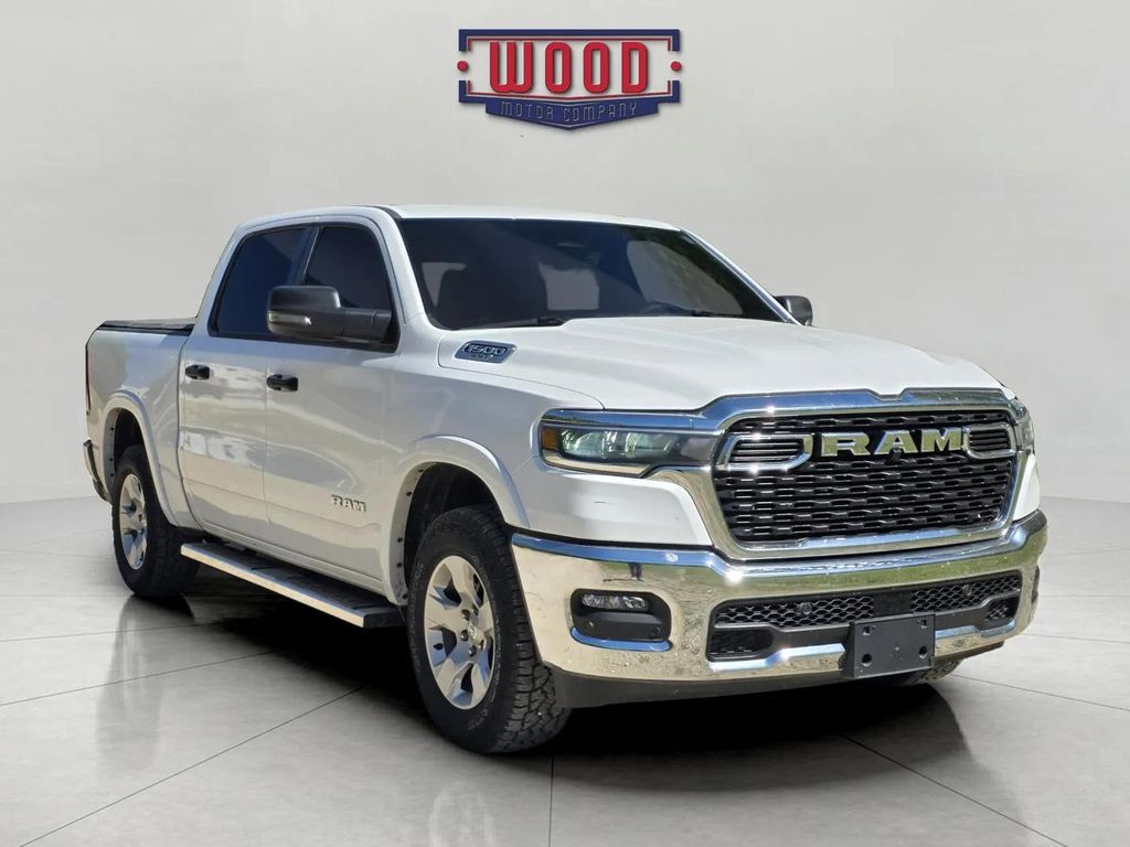 2025 RAM 1500 Big Horn/Lone Star 4x4 Crew Cab 5'7's photo