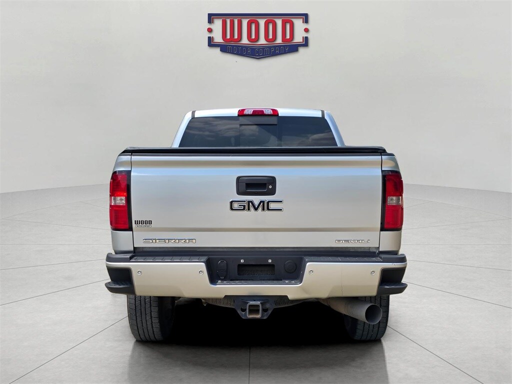 2019 Gmc Sierra 2500 HD Denali photo 3