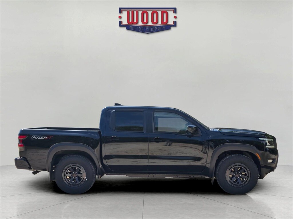 2026 Nissan Frontier PRO-X photo 2