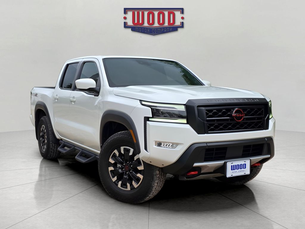 2024 Nissan Frontier PRO-4X Crew Cab 4X4's photo