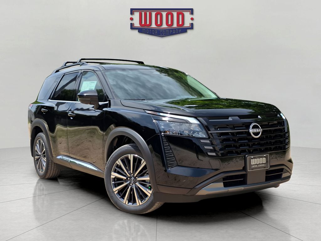2026 Nissan Pathfinder Platinum 4WD's photo