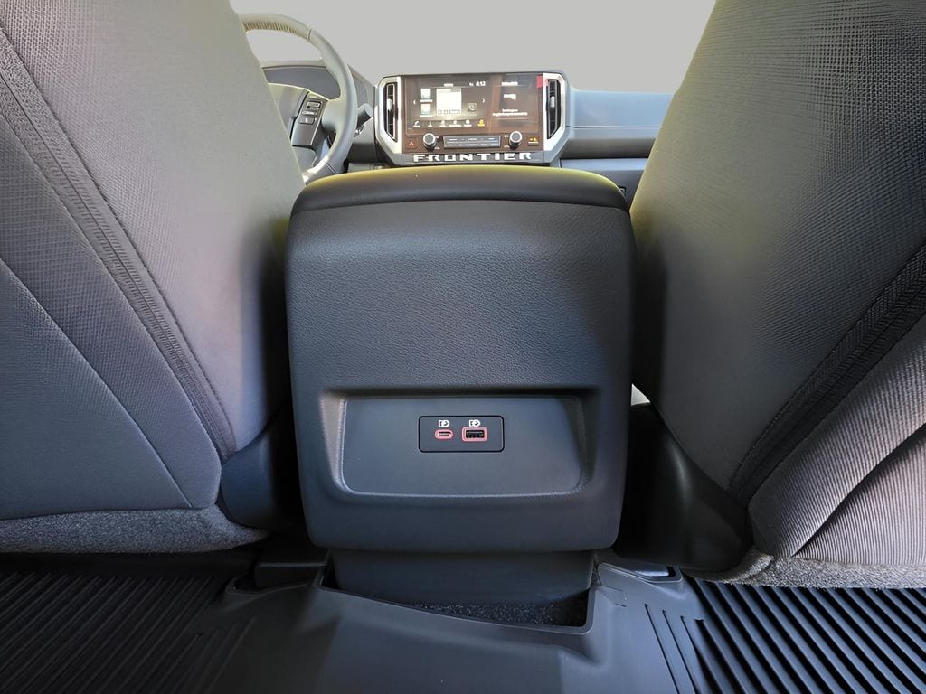 2026 Nissan Frontier SV - Photo 9